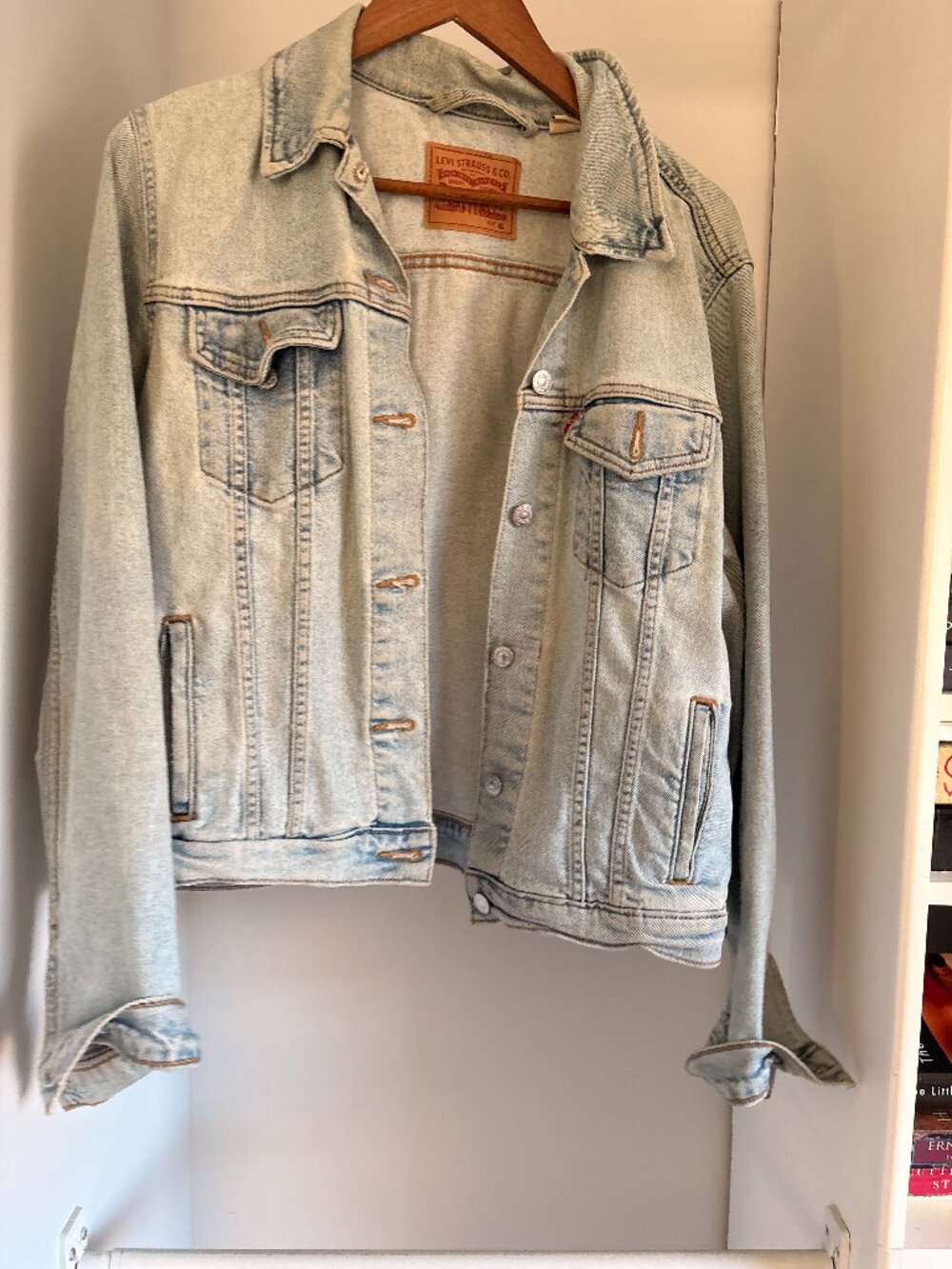 XL Levi Strauss Light Colored Denim Distressed Jacket